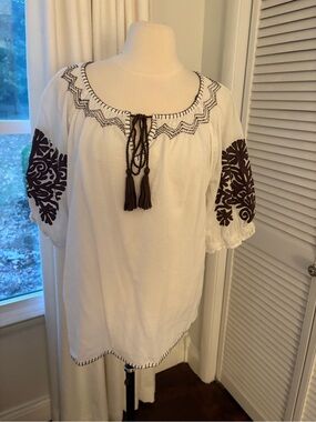ivy jane White Peasant Blouse with Dark Brown Embroidery